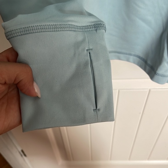 Yogalicious spandex/polyester sweater - Picture 5 of 8